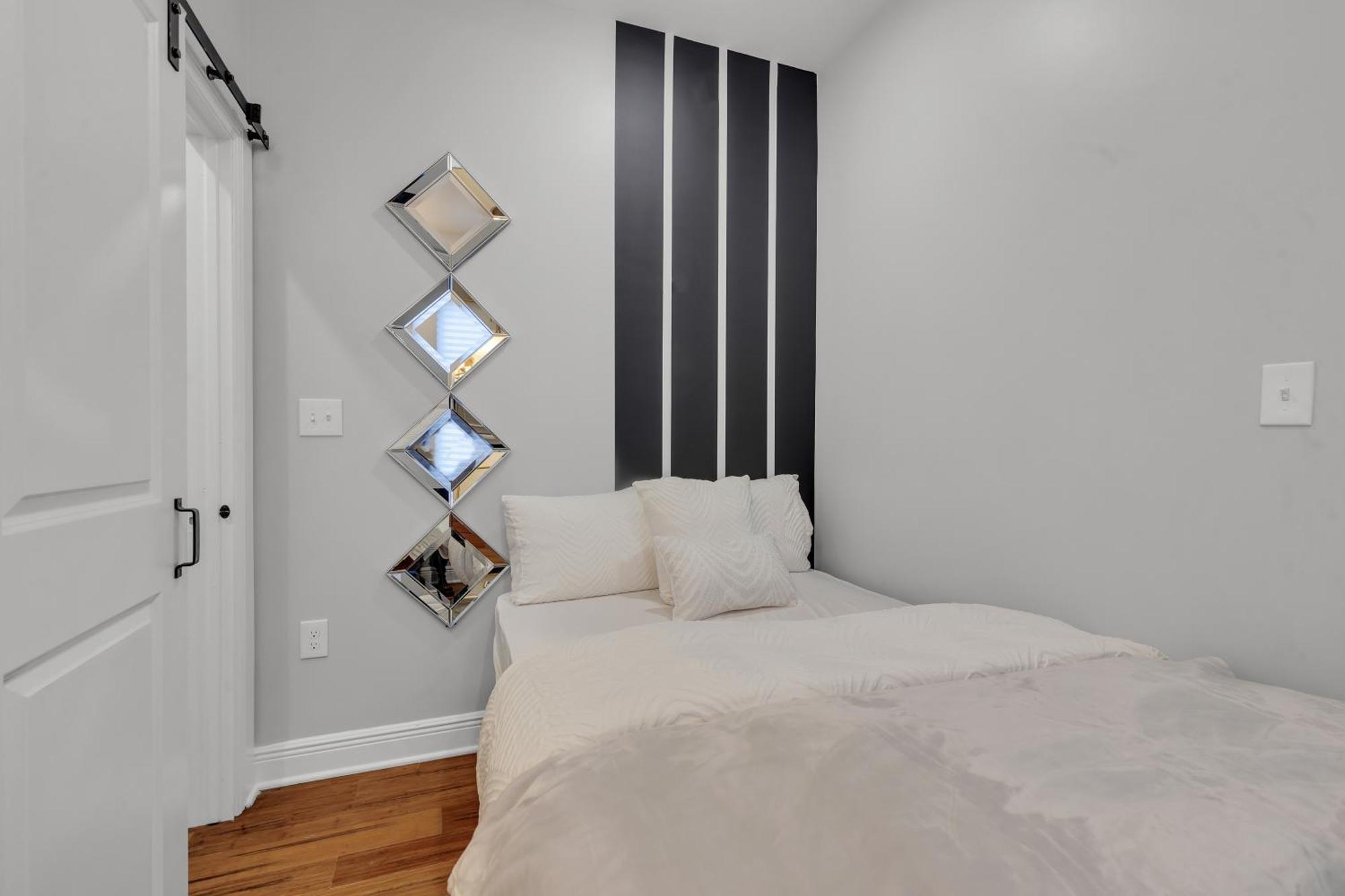 Brewerytown Balcony Beauty 1 Bedroom Escape